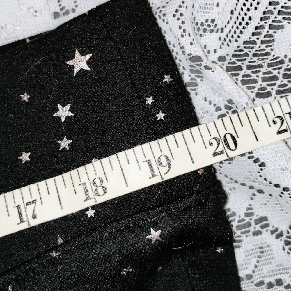 Torrid Pixie Pants - Picture 9 of 10